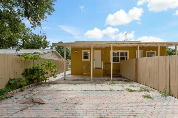 $1,750 | 2608 Durham Street, Unit B, Tampa, FL 33605