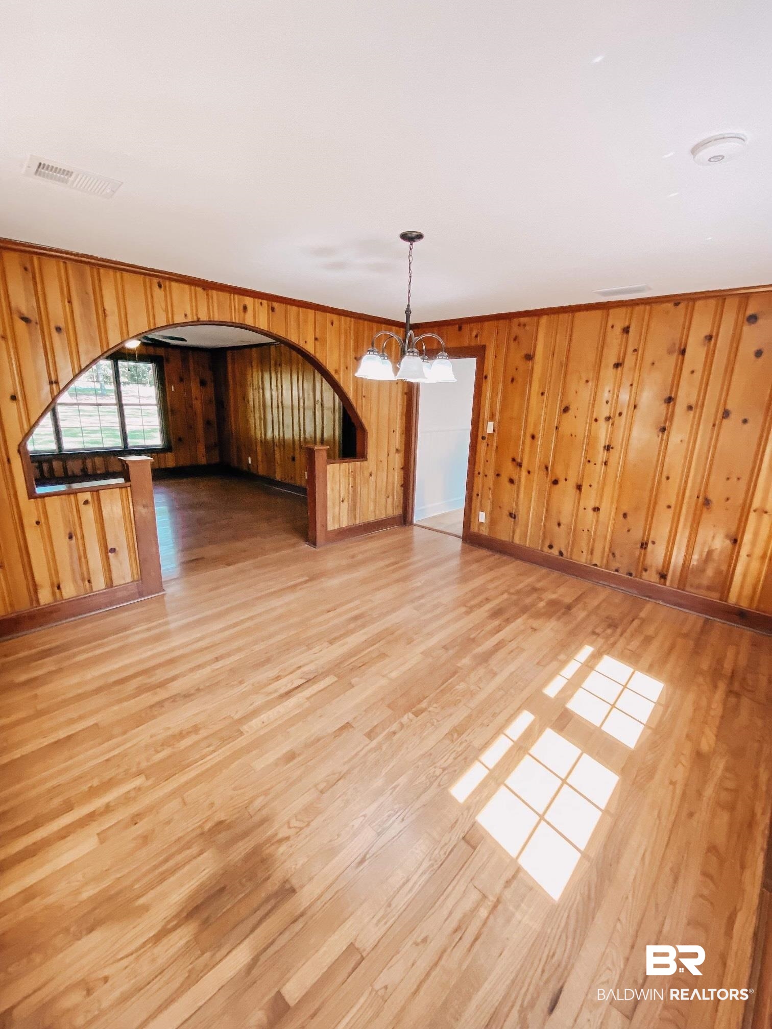 7061 Ching Lynch Road Mobile, AL 36618 - Photo 4 of 7
