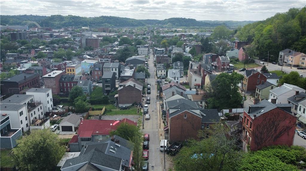 10 Alpine Avenue Pittsburgh, PA 15212 - Photo 13 of 17 an aerial view of a city with lots of residential buildings