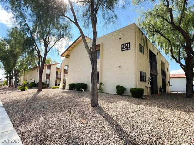 $1,289 | 3251 Jericho Street, Unit D, Las Vegas, NV 89102