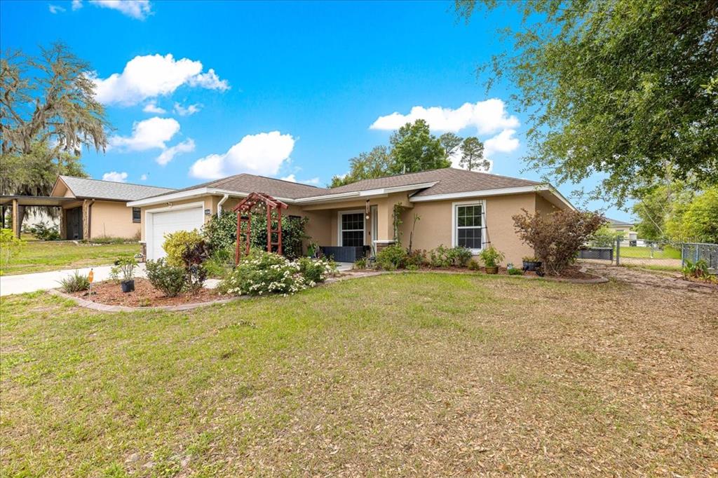 14544 Southwest 24th Court Road Ocala, FL 34473 - Photo 3 of 25 Gallery Image 3