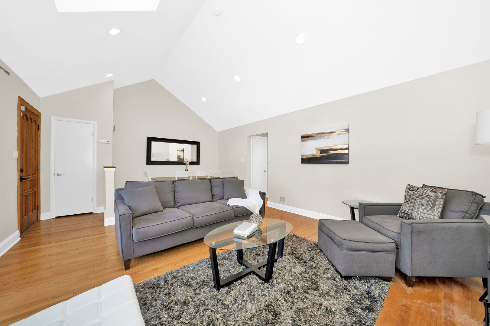 617 South Western Avenue Park Ridge, IL 60068 - Photo 7 of 40 a living room with furniture and a wooden floor