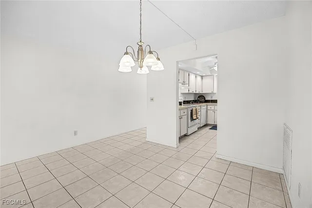 $199,600 | 4525 Country Club Boulevard, Unit 110, Cape Coral, FL 33904