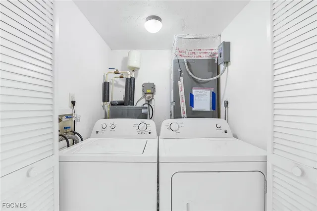 $199,600 | 4525 Country Club Boulevard, Unit 110, Cape Coral, FL 33904