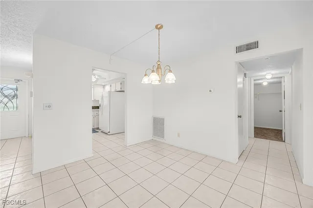 $199,600 | 4525 Country Club Boulevard, Unit 110, Cape Coral, FL 33904