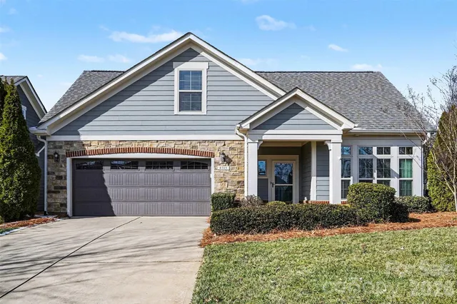 $595,000 | 8315 Parknoll Drive, Huntersville, NC 28078