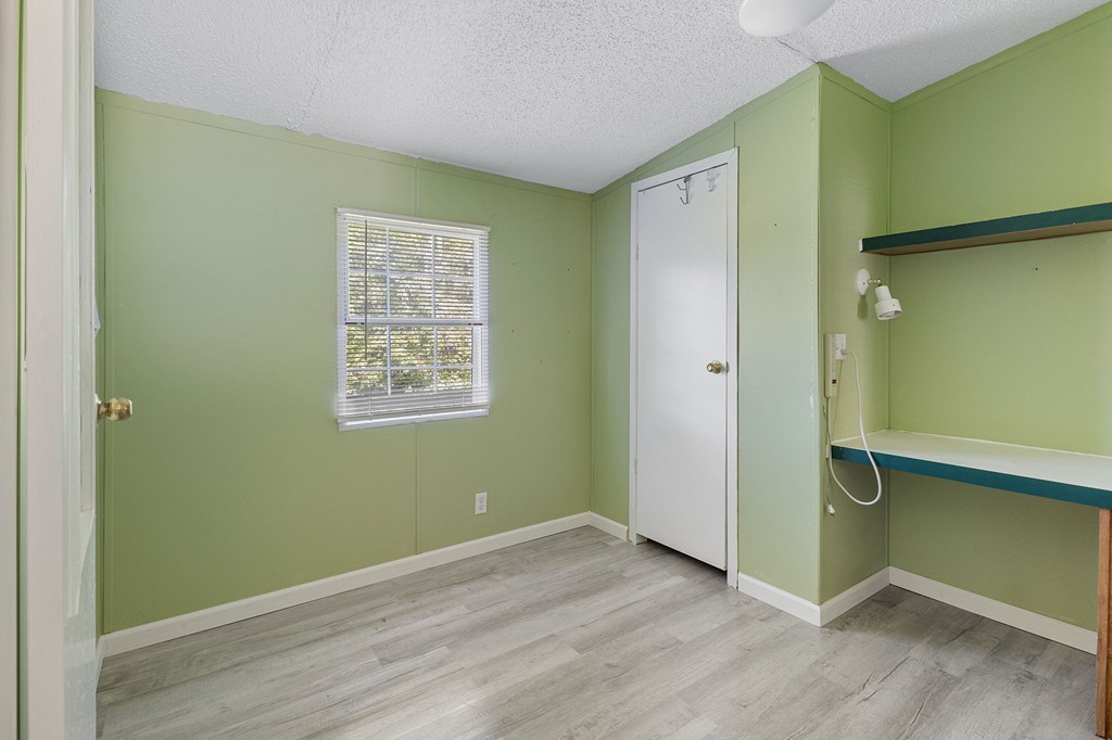 39 South Point Harbor Drive Chappells, SC 29037 - Photo 14 of 31 Gallery Image 14
