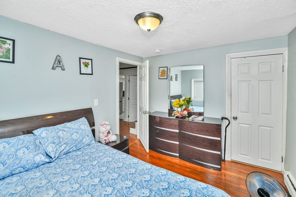 452 Tecumseh Street Fall River, MA 02721 - Photo 12 of 30