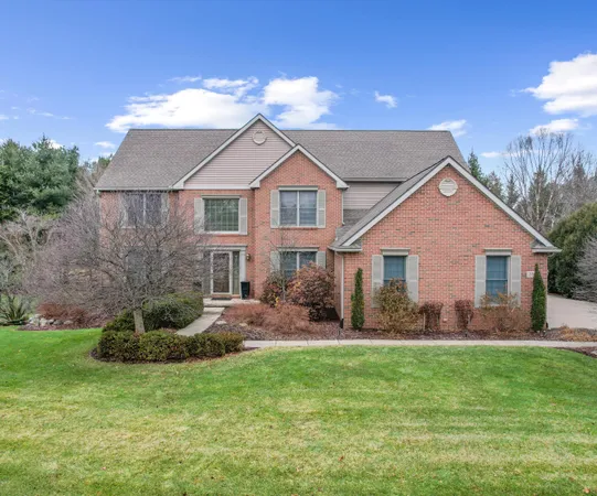 $674,000 | 350 Huntington Drive, Saline, MI 48176