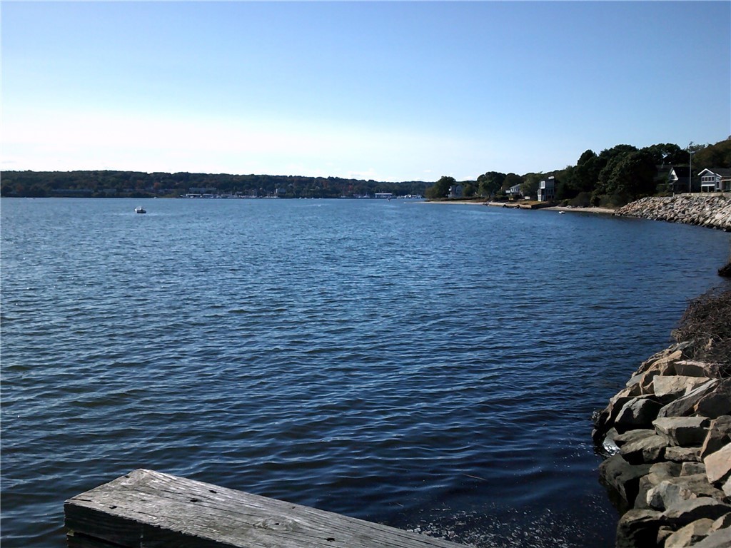 39E Andrew Comstock Road Warwick, RI 02886 - Photo 14 of 15