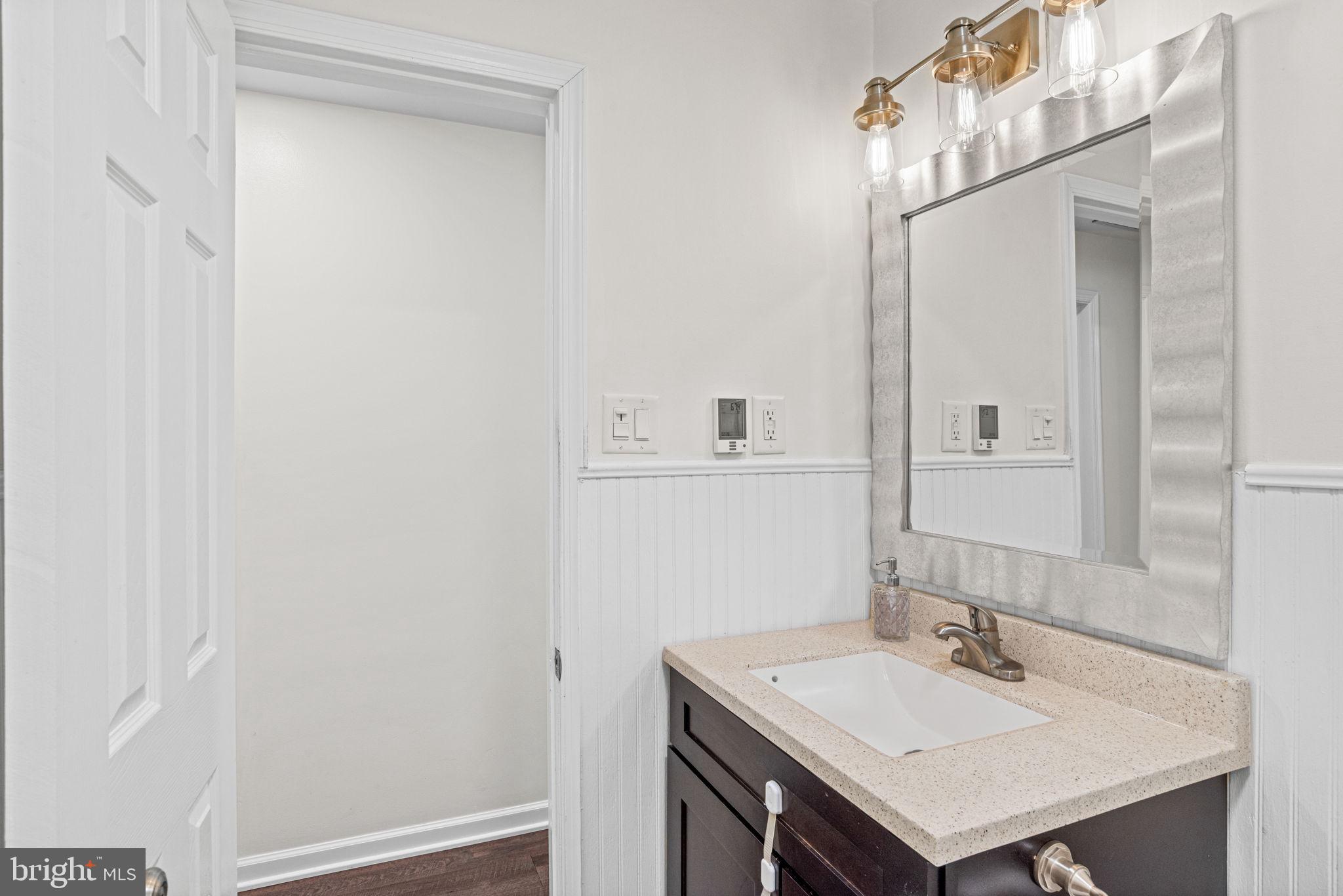 667 Locust Street Hummelstown, PA 17036 - Photo 19 of 54