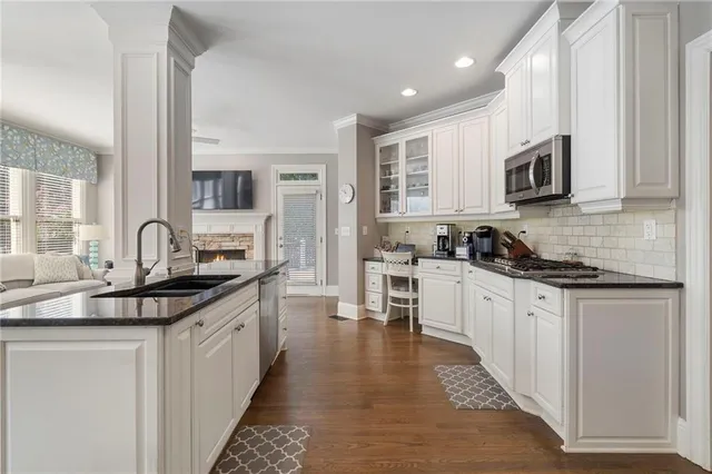 $869,900 | 3215 Waterhouse Northwest, Kennesaw, GA 30152