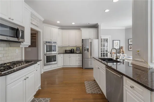 $869,900 | 3215 Waterhouse Northwest, Kennesaw, GA 30152