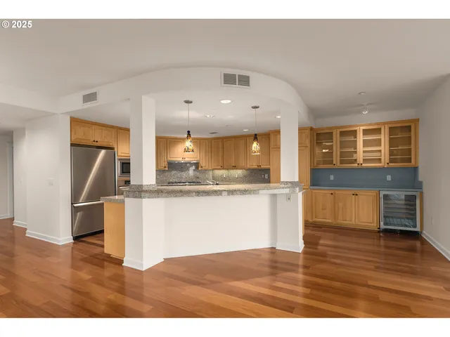 $1,549,000 | 5421 Southeast Scenic Lane, Unit 200, Vancouver, WA 98661