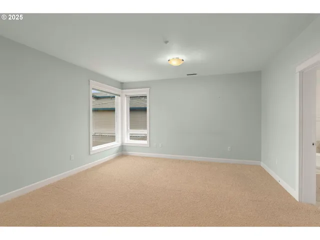 $1,549,000 | 5421 Southeast Scenic Lane, Unit 200, Vancouver, WA 98661