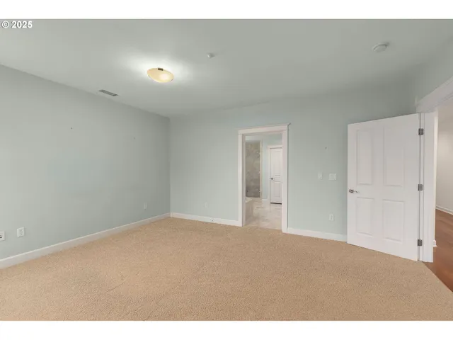 $1,549,000 | 5421 Southeast Scenic Lane, Unit 200, Vancouver, WA 98661