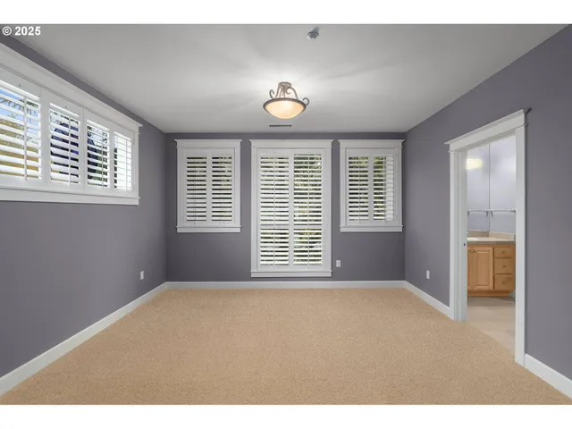 $1,549,000 | 5421 Southeast Scenic Lane, Unit 200, Vancouver, WA 98661