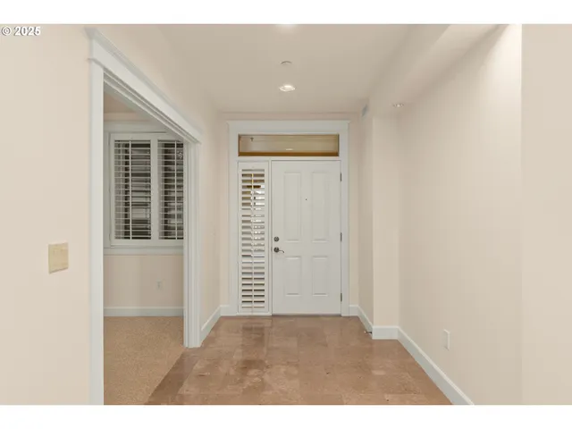 $1,549,000 | 5421 Southeast Scenic Lane, Unit 200, Vancouver, WA 98661