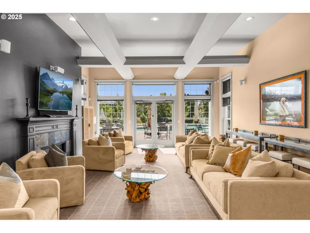 $1,549,000 | 5421 Southeast Scenic Lane, Unit 200, Vancouver, WA 98661