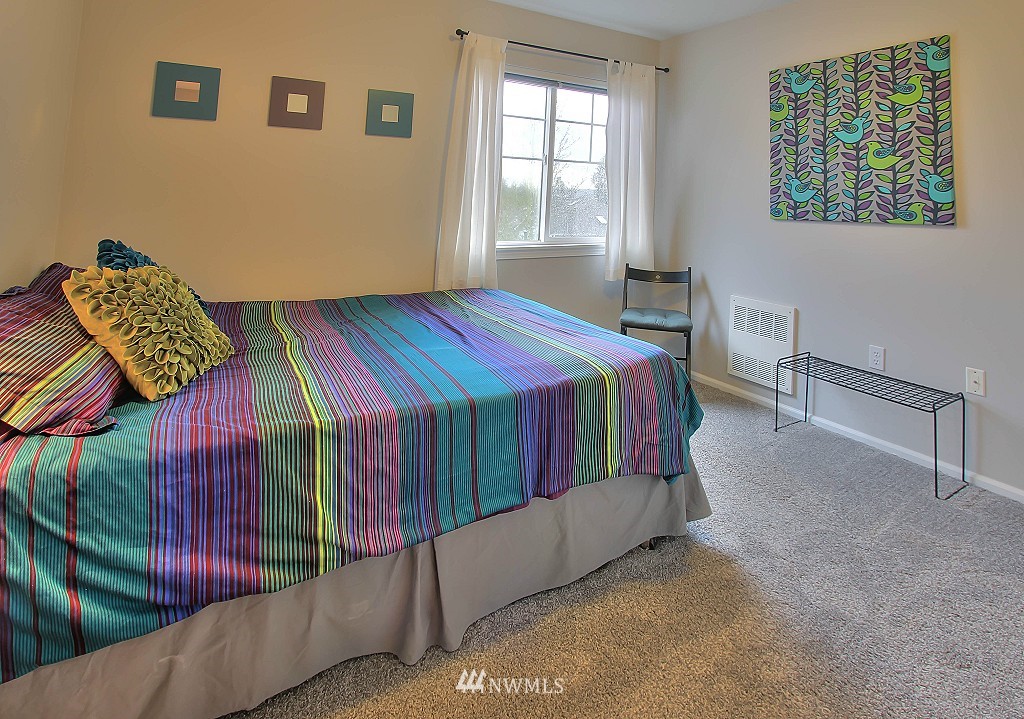 108 South 49th Street, Unit A Renton, WA 98055 - Photo 14 of 23