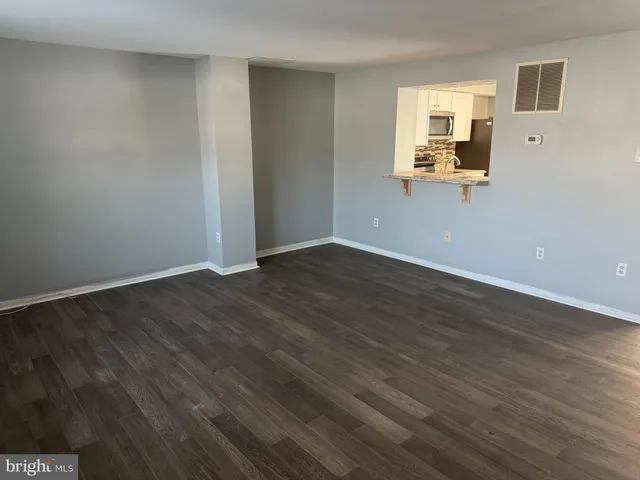 $2,500 | 8910 Pembrook Woods, Laurel, MD 20723