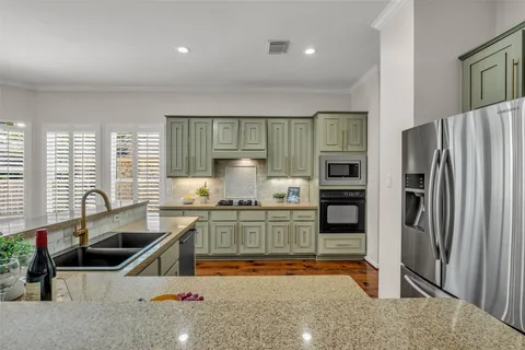 $679,000 | 26 Dove Trace Circle, The Woodlands, TX 77382