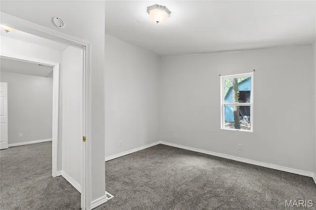 $158,700 | 14147 Timberline Drive, De Soto, MO 63020