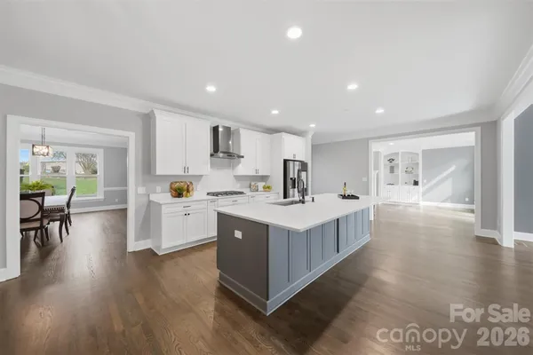 $960,000 | 3916 2nd St Drive Northwest, Hickory, NC 28601