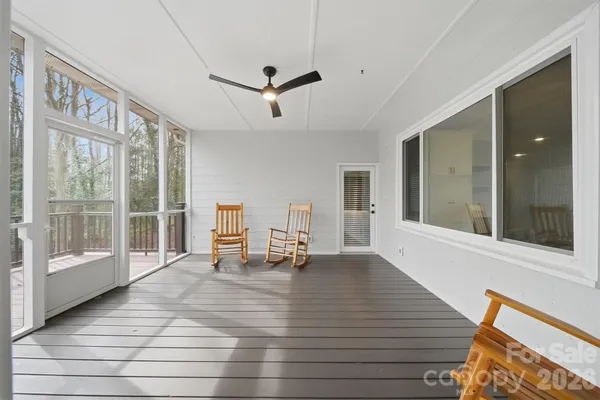 $960,000 | 3916 2nd St Drive Northwest, Hickory, NC 28601