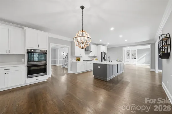 $960,000 | 3916 2nd St Drive Northwest, Hickory, NC 28601