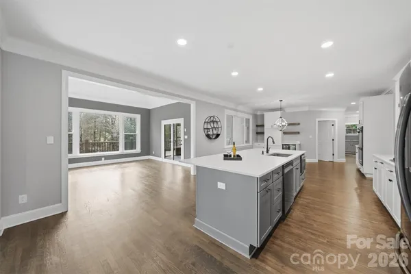 $960,000 | 3916 2nd St Drive Northwest, Hickory, NC 28601