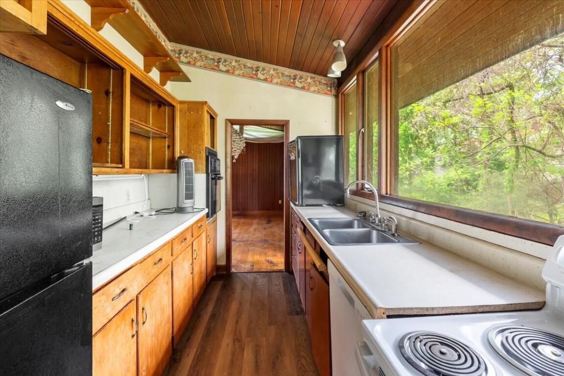 1817 English Forest Road Pulaski, VA 24301 - Photo 17 of 45 17-17