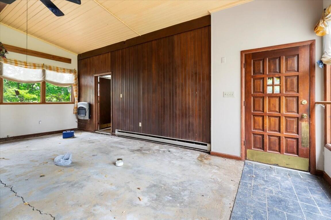 1817 English Forest Road Pulaski, VA 24301 - Photo 7 of 45 07-7