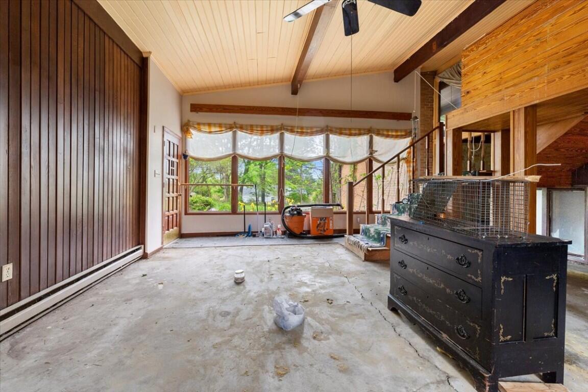 1817 English Forest Road Pulaski, VA 24301 - Photo 9 of 45 09-9