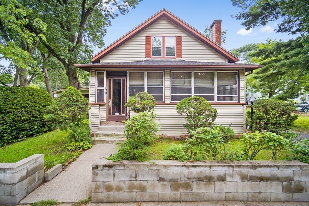 641 Bay Street Springfield, MA 01109 - Photo 1 of 18 Gallery Image 1