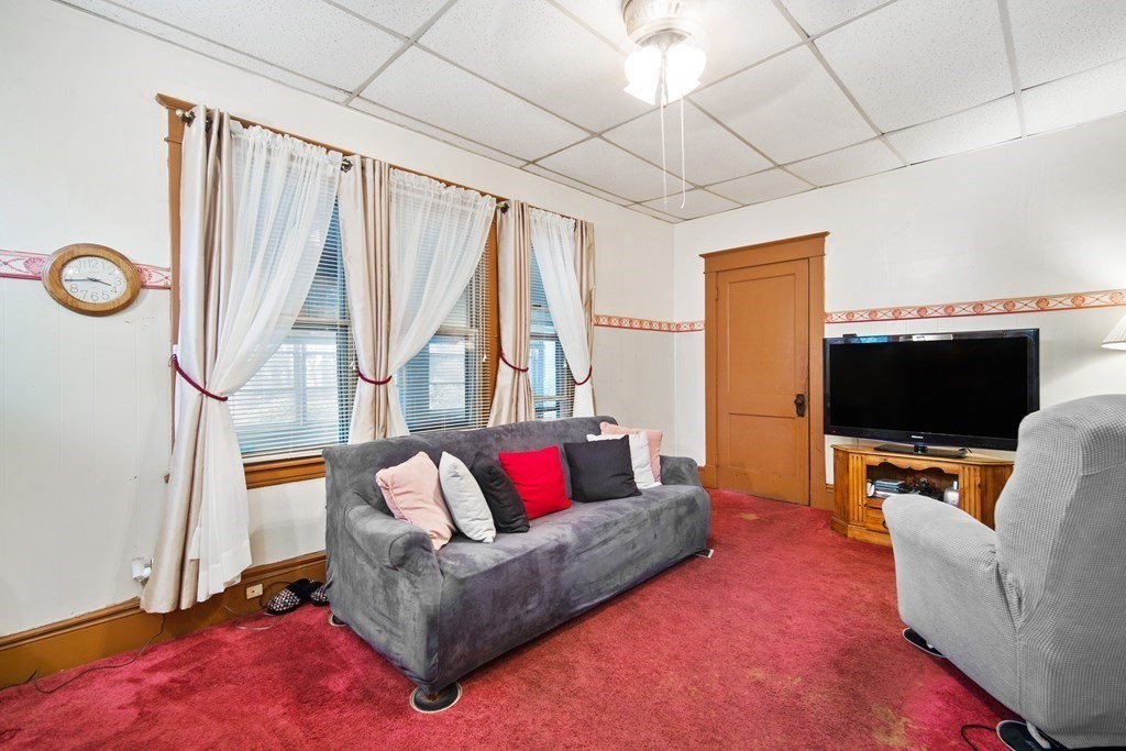 641 Bay Street Springfield, MA 01109 - Photo 3 of 18 Gallery Image 3