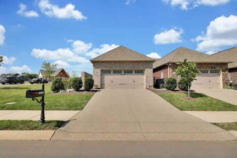 $369,900 | 3207 Livermore Lane, Murfreesboro, TN 37130
