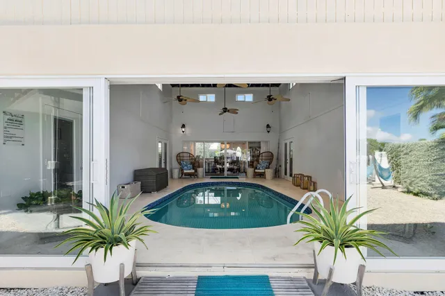 $1,650,000 | 1220 122nd Street, Unit OCEAN, Marathon, FL 33050