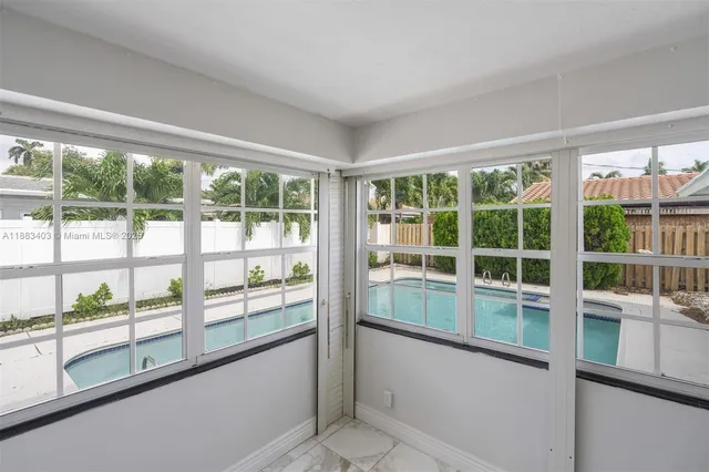 $925,000 | 2505 Northeast 35th Drive, Fort Lauderdale, FL 33308