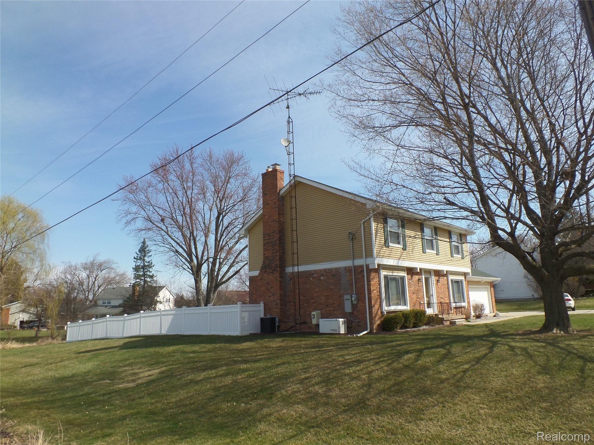 5007 East Cook Road Grand Blanc, MI 48439 - Photo 28 of 28 SAM_1384.JPG