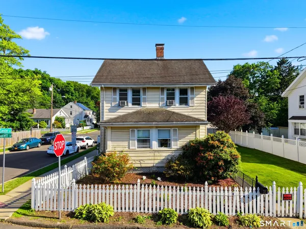 $650,000 | 35 Faucett Street, Stamford, CT 06906