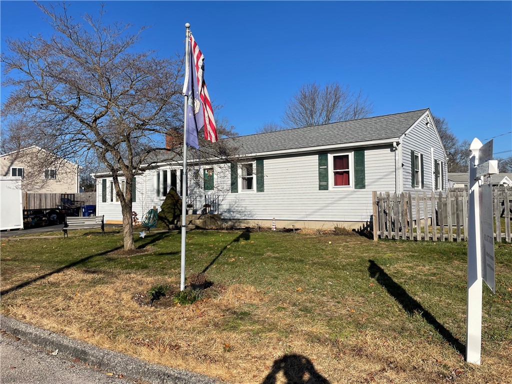 219 Smith Street Warwick, RI 02886 - Photo 2 of 32