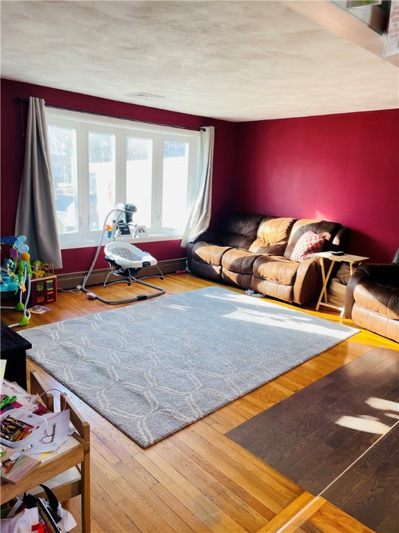 219 Smith Street Warwick, RI 02886 - Photo 10 of 32