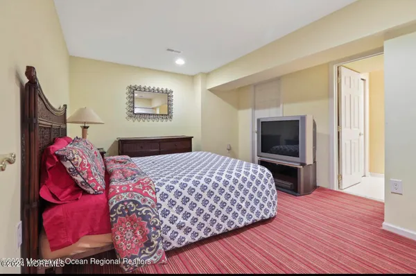 $8,000 | 29 Northwoods Road, Asbury Park, NJ 07712