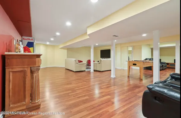 $8,000 | 29 Northwoods Road, Asbury Park, NJ 07712