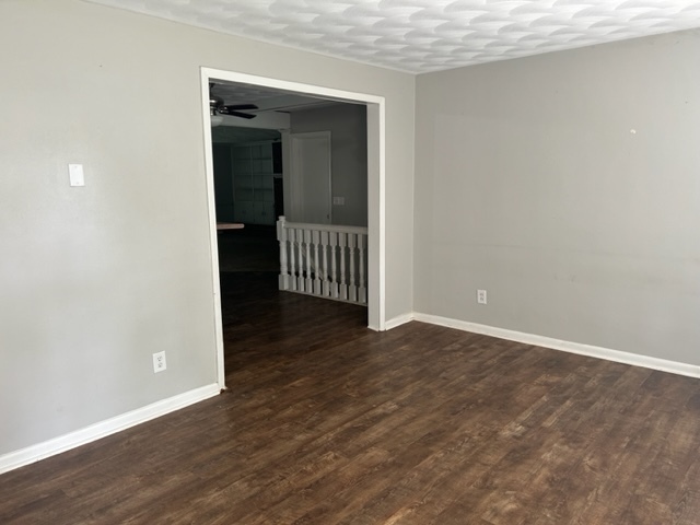 2774 West Hickory Drive Anderson, IN 46013 - Photo 3 of 15