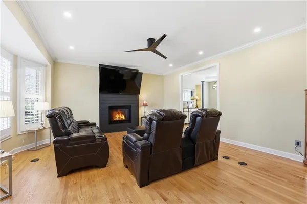$520,000 | 15645 West 154th Street, Olathe, KS 66062
