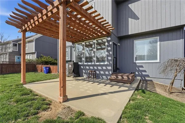 $520,000 | 15645 West 154th Street, Olathe, KS 66062