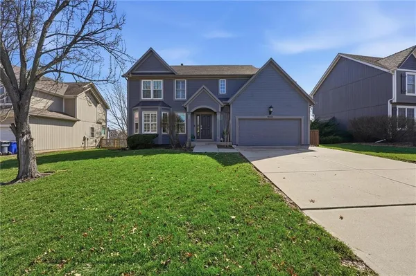 $520,000 | 15645 West 154th Street, Olathe, KS 66062