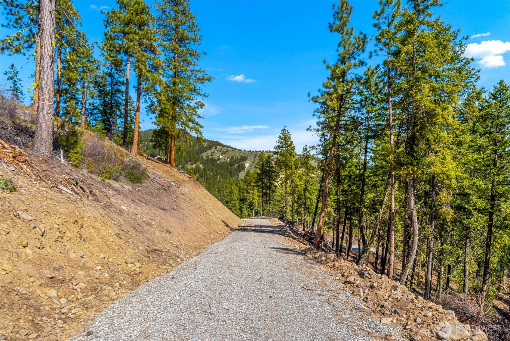 6424 Summit View Place Wenatchee, WA 98801 - Photo 27 of 32